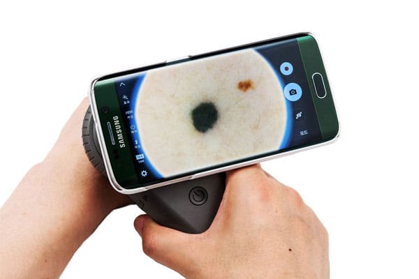 Universal Smart Phone adaptor